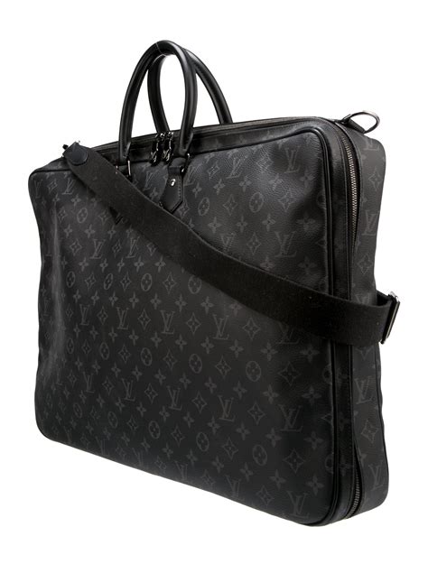garment cover louis vuitton